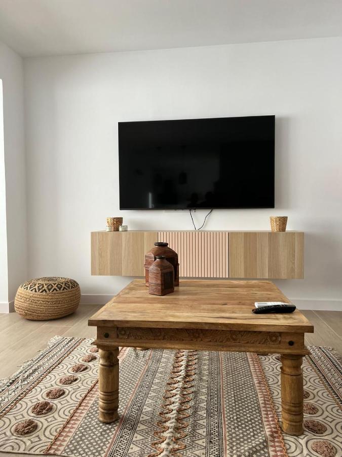 Apartamentos Buganvilla 滨海罗克塔斯 外观 照片