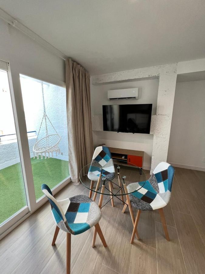 Apartamentos Buganvilla 滨海罗克塔斯 外观 照片