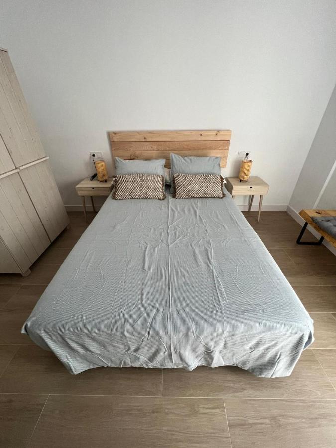 Apartamentos Buganvilla 滨海罗克塔斯 外观 照片