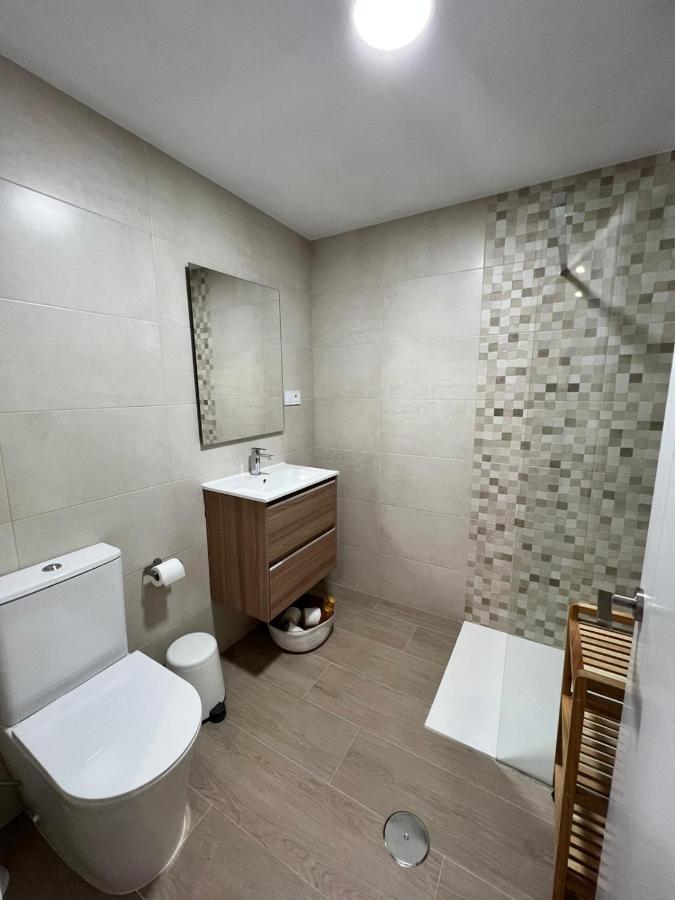 Apartamentos Buganvilla 滨海罗克塔斯 外观 照片