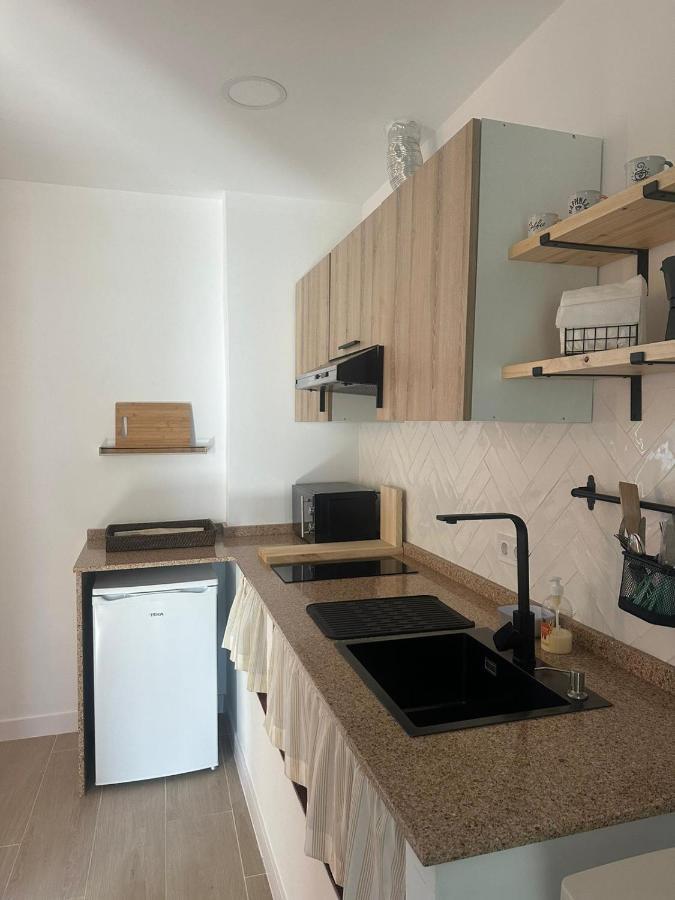 Apartamentos Buganvilla 滨海罗克塔斯 外观 照片
