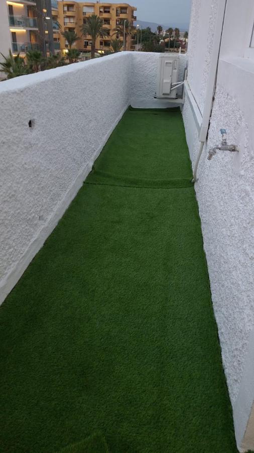 Apartamentos Buganvilla 滨海罗克塔斯 外观 照片