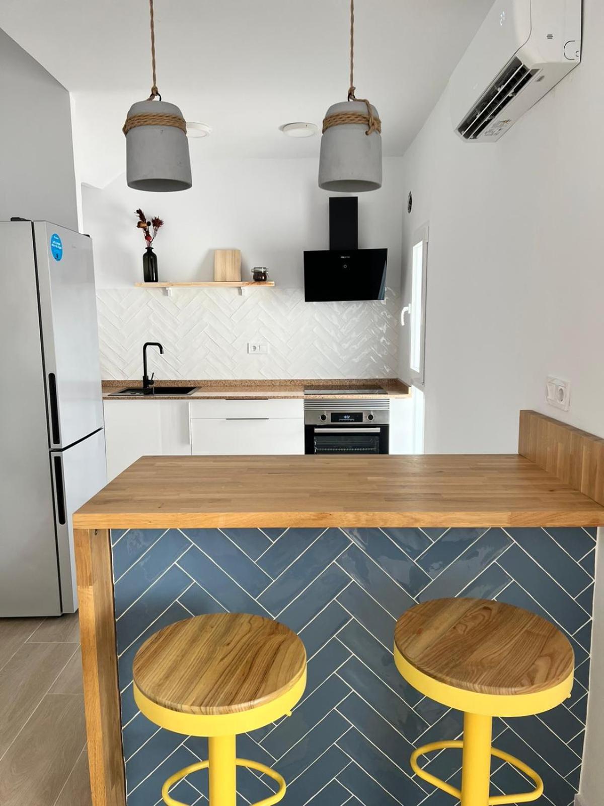Apartamentos Buganvilla 滨海罗克塔斯 客房 照片